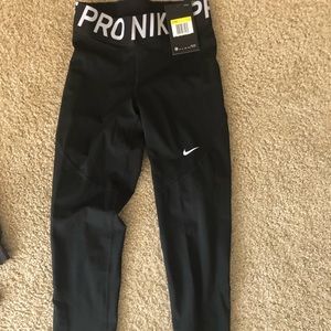 Brand new Nike workout leggings